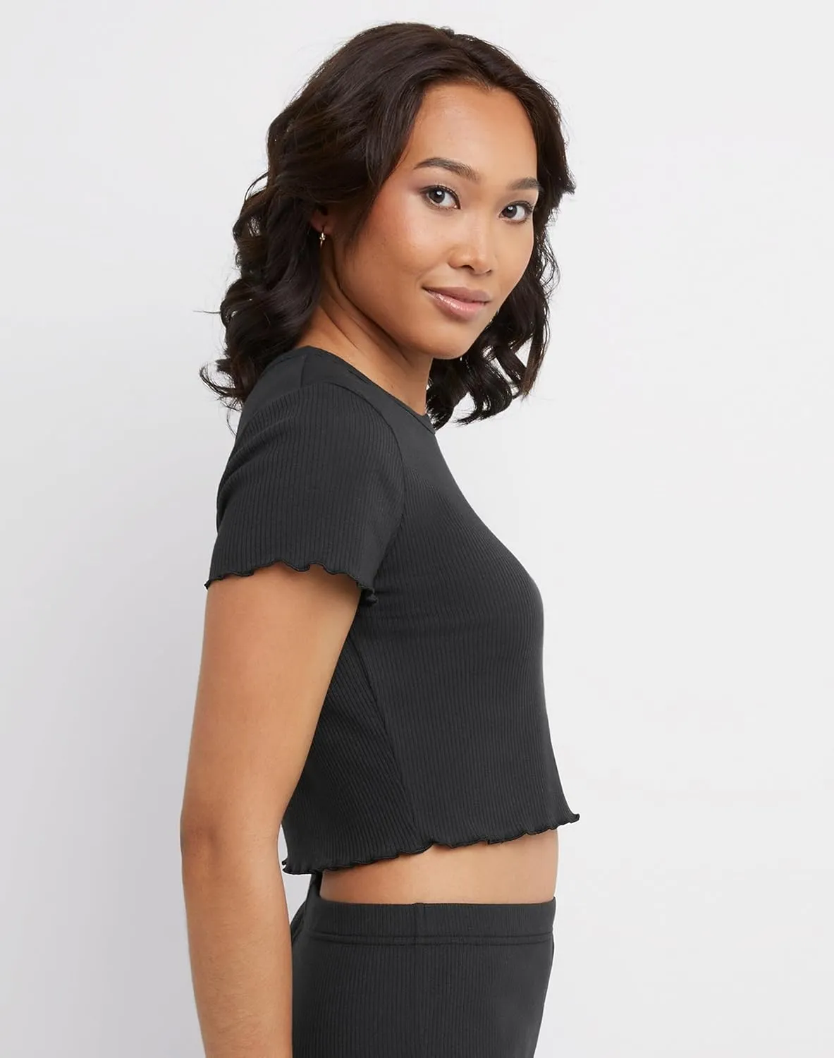 Hanes Women's Originals Rib Plus Cropped Tee, Ribbed Crewneck Crop Top, Plus Sizes