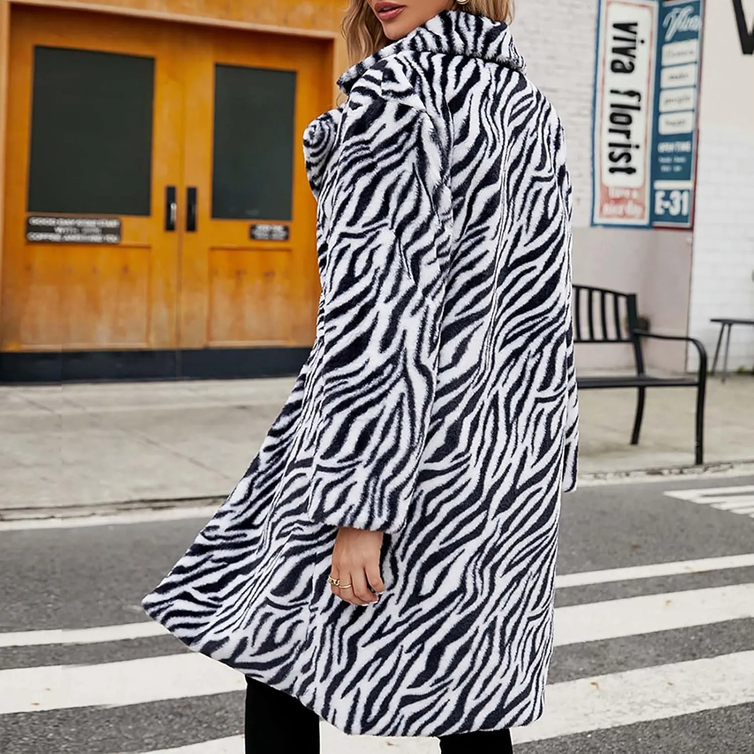 Lmdudan 2023 Winter Faux Fur Coat for Women Leopard Print Fleece Long Jacket Retro Lapel Warm Overcoat Plus Size Trench Coats