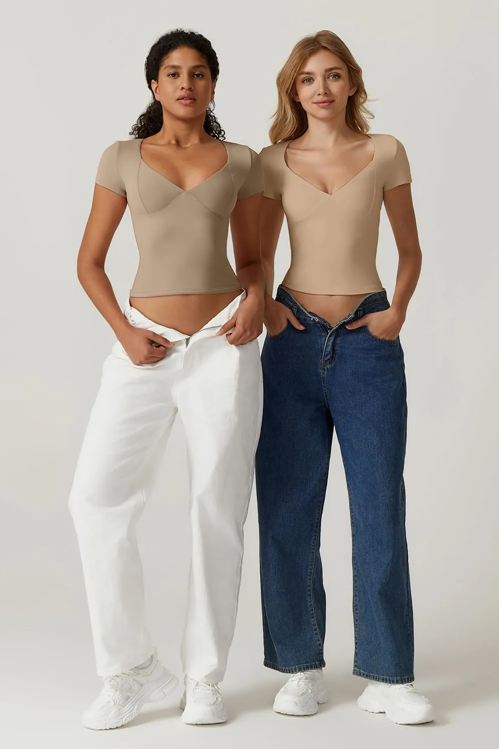 QINSEN Women's V Neck Short Sleeve T Shirts Double Lined Tee Seamed Cup Going Out Tops