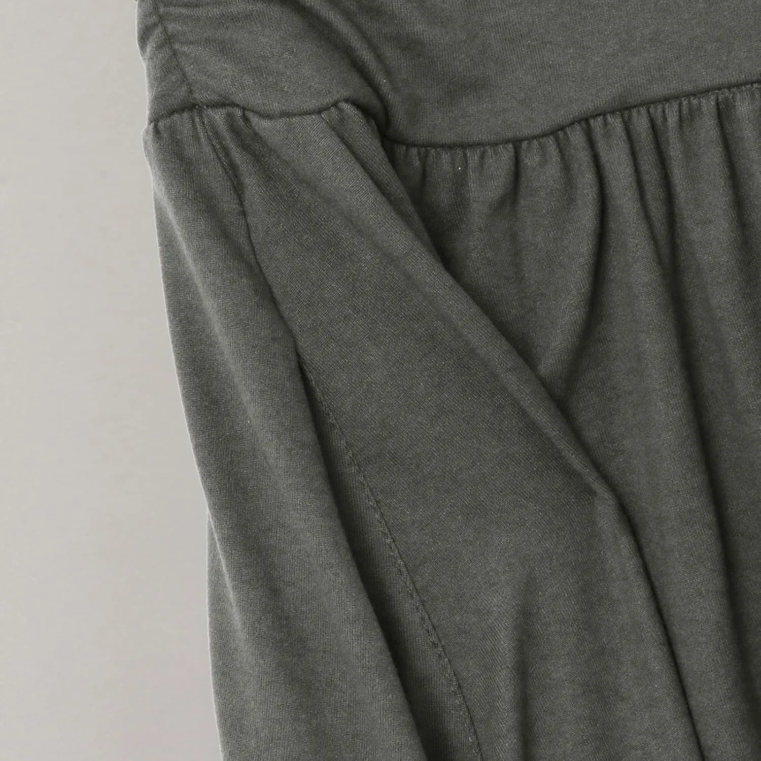 Skirts for Women Regular and Plus Size Skirt with Pockets Below The Knee Length Ruched Flowy Midi Women